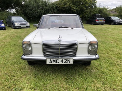1975 Mercedes 200 W115 200 D