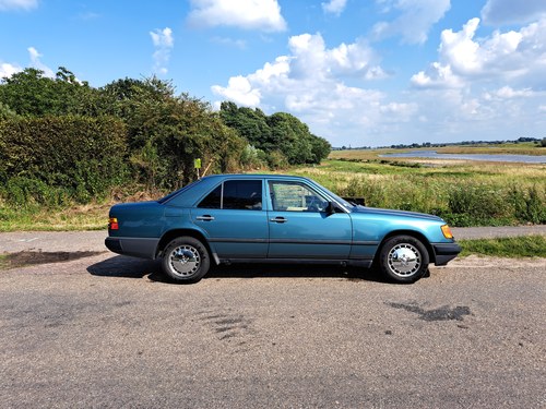 Mercedes-Benz 300 E (W124) 100k miles LHD 1986 Te koop