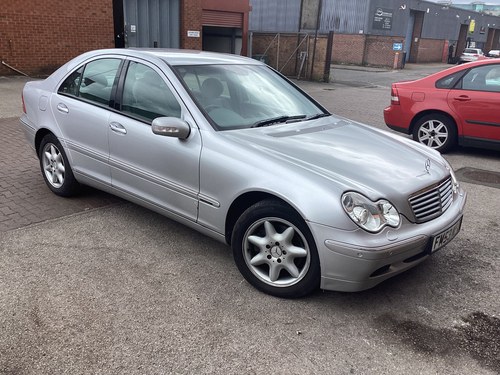 2004 Mercedes C Class C240