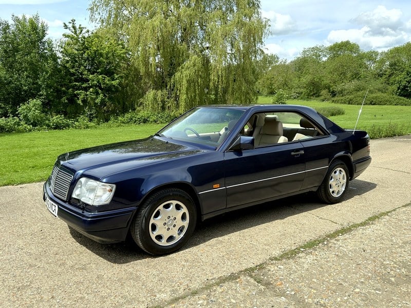 1995 (M) Mercedes Benz 320E Coupe Auto