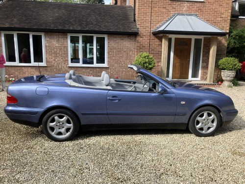 1999 Mercedes CLK Class CLK230