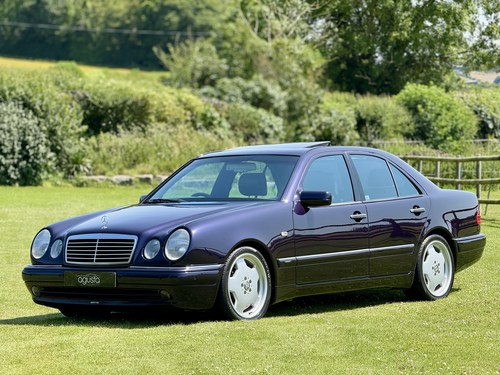 1997 Mercedes Benz E36 3.6 AMG ( 1 of 400 Worldwide ) W210 À venda
