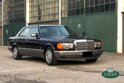 Mercedes-Benz 300 SE Automatic - 1988 SOLD