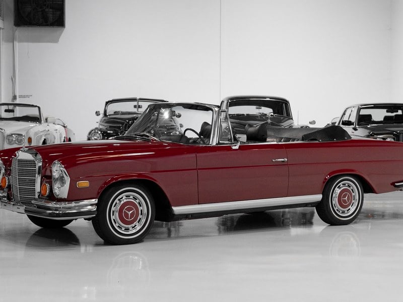 1969 MERCEDES-BENZ 280 SE CABRIOLET