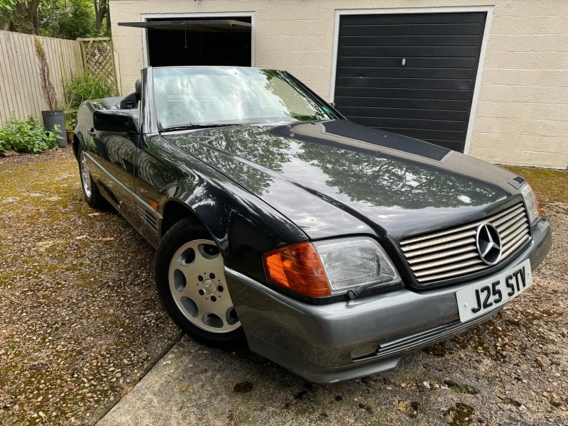 Mercedes SL Class 500 SL R129 kaufen bei Car & Classic