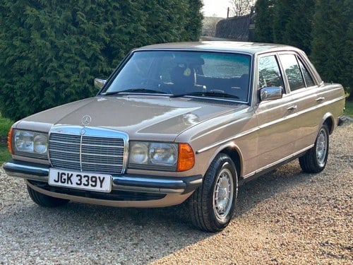1983 MERCEDES 230 W123 230 E SOLID ORIGINAL EXAMPLE