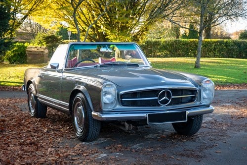 1966 Mercedes 280SL Pagoda stunning colour combination VENDIDO