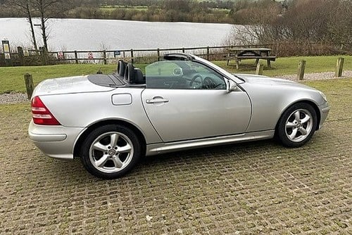 2003 Mercedes-Benz SLK320 For Sale by Auction