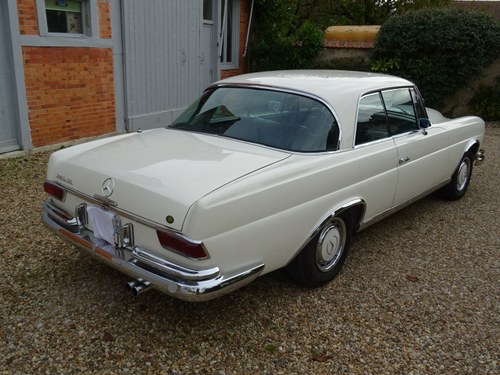 1968 Mercedes 280 W111 280 SE