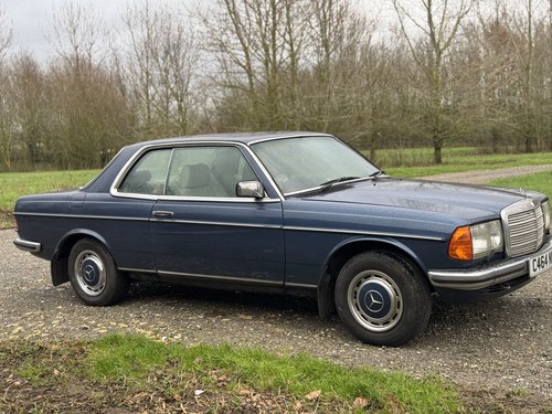1985 Mercedes 280ce coupe w123