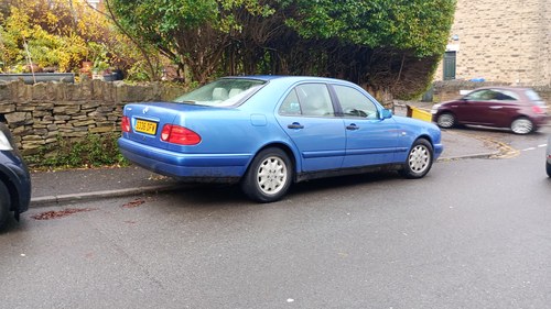 1999 Mercedes E Class W210 E200