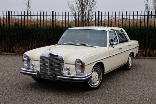 1971 Mercedes 280 SE saloon Kaufen Bei