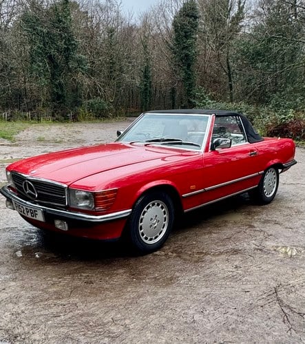 1988 Mercedes SL Class R107 300 SL