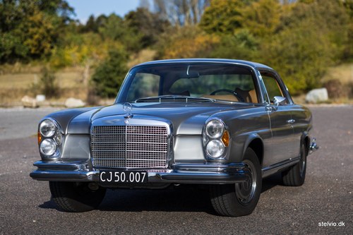 1971 Mercedes Benz 280 SE Coupe 3,5 V8 - 100% restored SOLD