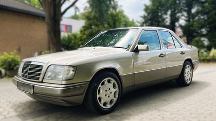 Mercedes E Class 220 E