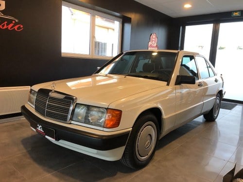 MERCEDES 190 E W201 2.0 Berline - 1990 Kaufen Bei