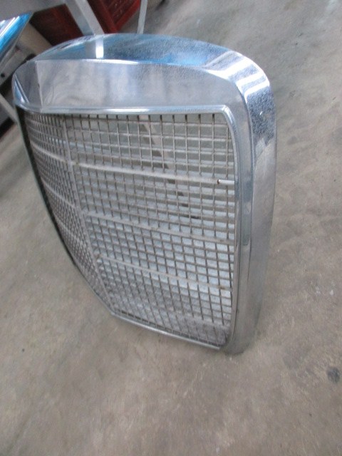 Mercedes 280 - 2 Mercedes 280 - 2