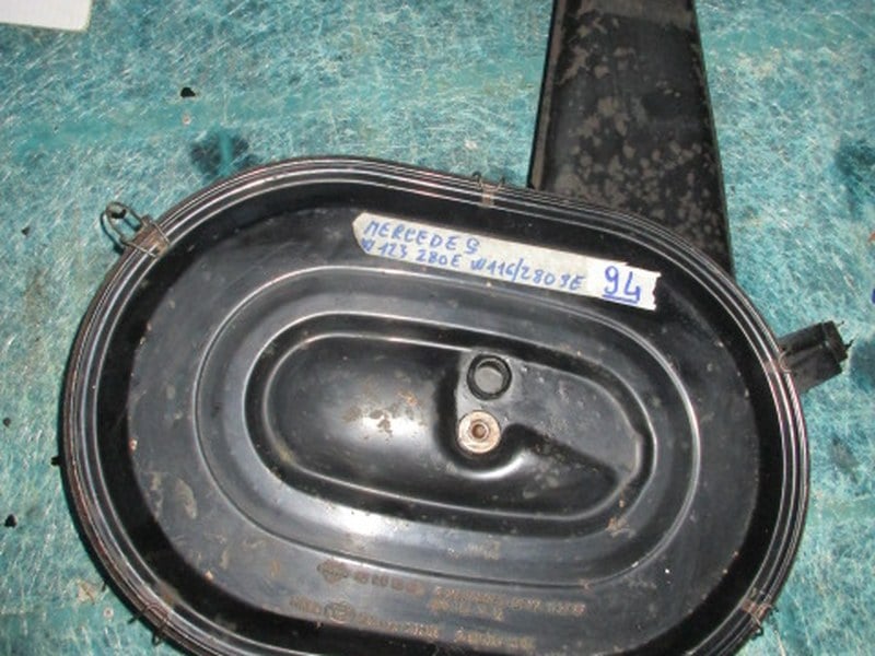 Air filter housing Mercedes 280 E