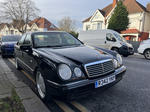 1998 Mercedes E Class W210 E320
