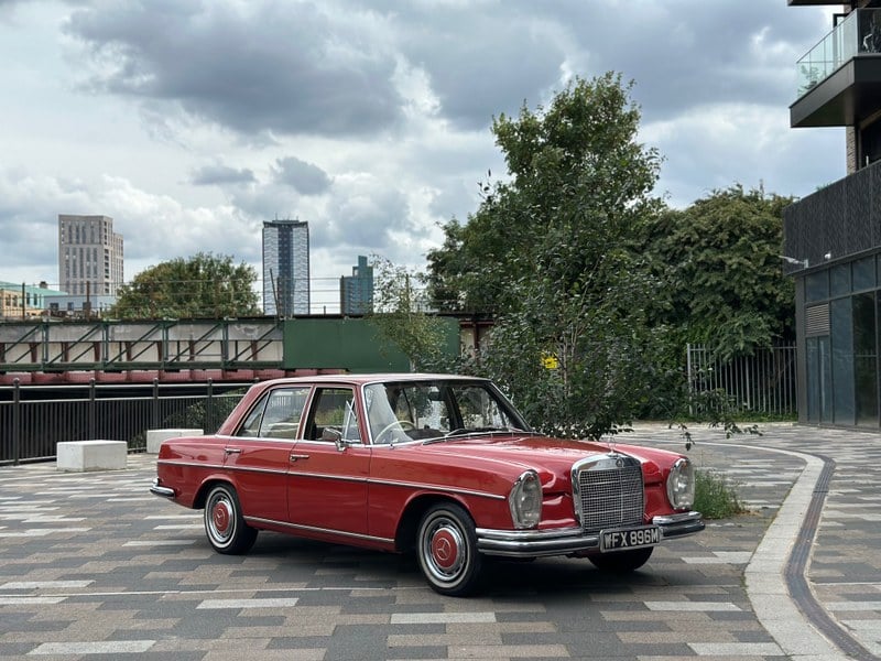 1973 Mercedes 280 - 1 1973 Mercedes 280 - 1