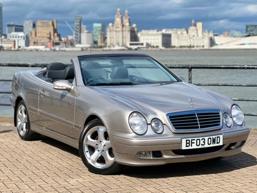 2003 MERCEDES-BENZ CLK 3.2 CLK320 Avantgarde À venda