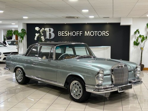 1965 Mercedes 220 W111 220
