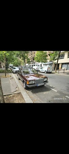 1984 Mercedes 200 W123 200