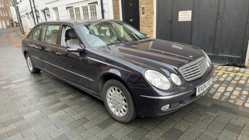 2004 Mercedes E320 6 Door Limousine - Low mileage - 1 owner