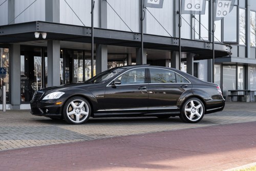 Mercedes S Class W221 S65 AMG 2007