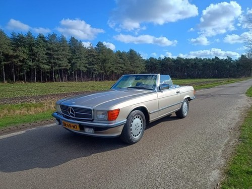 1987 Mercedes SL Class R107 420 SL LHD Dutch delivery