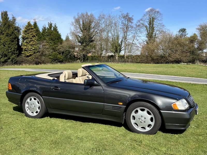 Mercedes R129 For Sale | Car and Classic