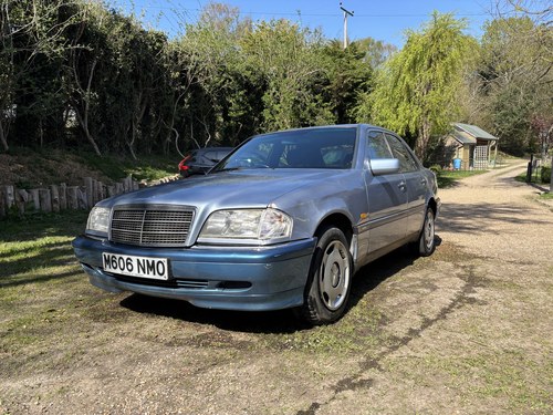 1994 Mercedes C Class C200