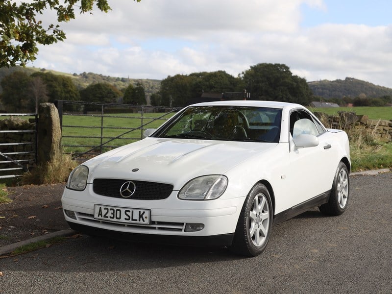 Rapid Classics: Eine Suche. Alle Oldtimer. 28 » Rapid Classics: Eine Suche. Alle Oldtimer. 1998 Mercedes SLK Class SLK230