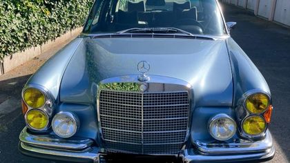 Mercedes SEL Series 300 SEL 3.5