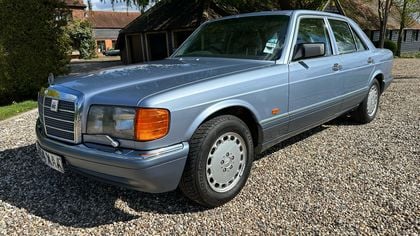 Mercedes SE Series 300 SE