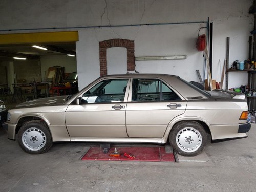 MERCEDES 190 E 2.3 16S - 1986 En Venta