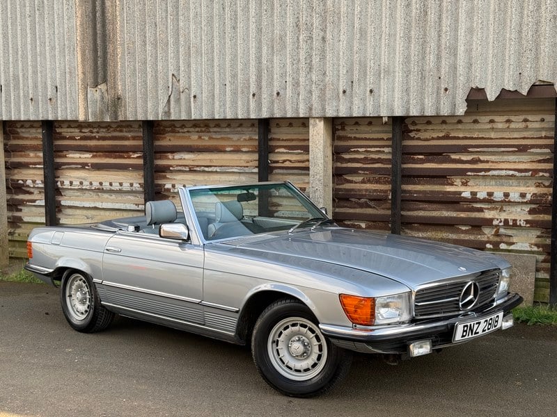 Rapid Classics: Eine Suche. Alle Oldtimer. 21 » Rapid Classics: Eine Suche. Alle Oldtimer. 1983 Mercedes-Benz 280 SL