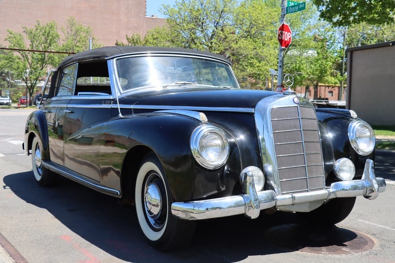 1954 Mercedes 300 - 1 1954 Mercedes 300 - 1