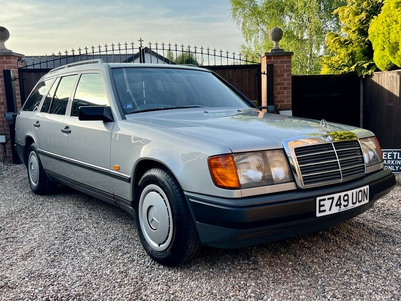 Rapid Classics: Eine Suche. Alle Oldtimer. 13 » Rapid Classics: Eine Suche. Alle Oldtimer. Mercedes-Benz 230TE W124/S124/Estate *Immaculate Example!*