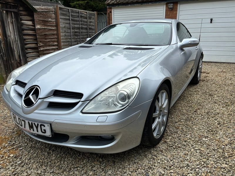 Rapid Classics: Eine Suche. Alle Oldtimer. 30 » Rapid Classics: Eine Suche. Alle Oldtimer. 2007 Mercedes SLK Class SLK350