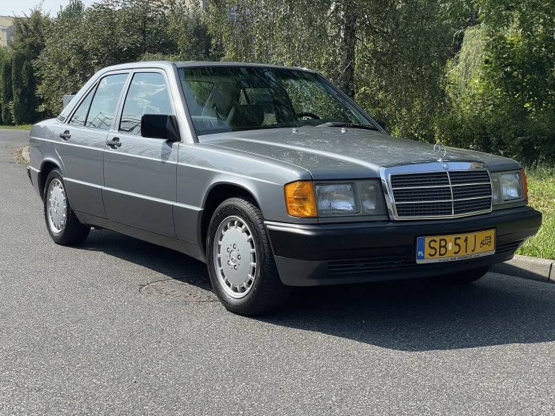 Rapid Classics: Eine Suche. Alle Oldtimer. 21 » Rapid Classics: Eine Suche. Alle Oldtimer. 1989 Mercedes 190 E W201 2.6