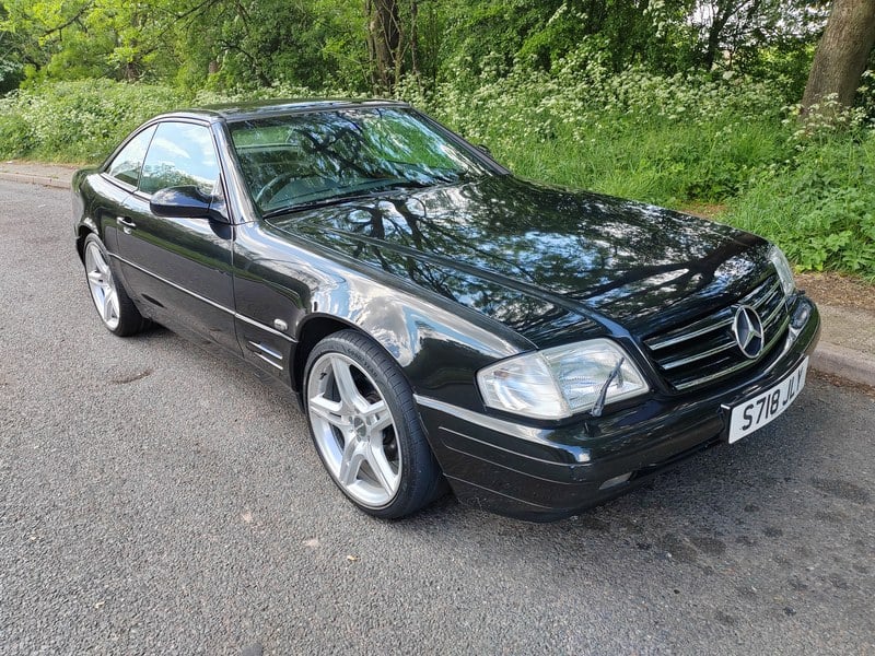 Rapid Classics: Eine Suche. Alle Oldtimer. 15 » Rapid Classics: Eine Suche. Alle Oldtimer. 1998 Mercedes SL Class R129 SL320