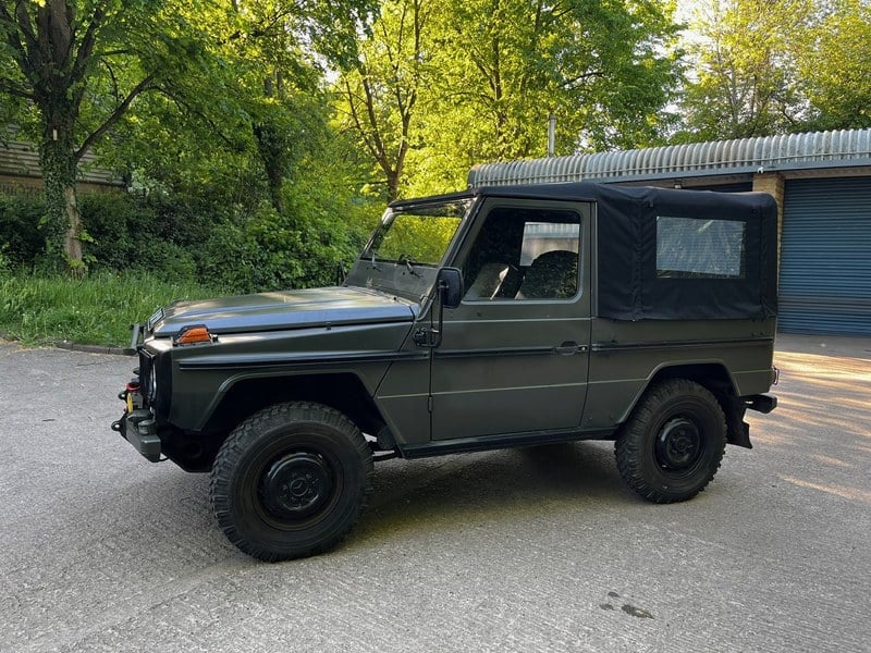 Rapid Classics: Eine Suche. Alle Oldtimer. 14 » Rapid Classics: Eine Suche. Alle Oldtimer. 1987 Mercedes G Wagon