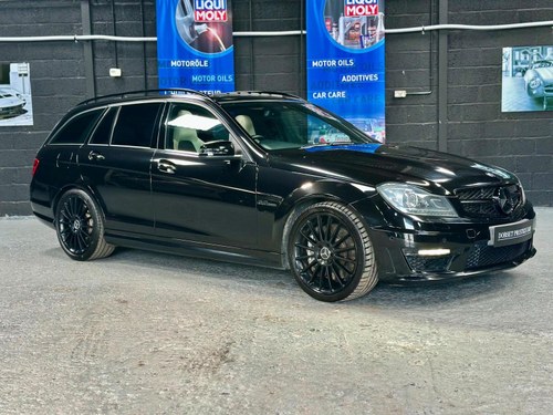 2012 MERCEDES-BENZ C CLASS 6.3 C63 V8 AMG SpdS MCT Euro 5 5d A vendre