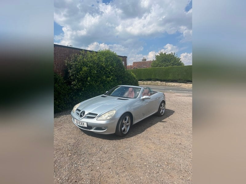Rapid Classics: Eine Suche. Alle Oldtimer. 18 » Rapid Classics: Eine Suche. Alle Oldtimer. 2005 Mercedes SLK Class SLK200 12 MONTH MOT