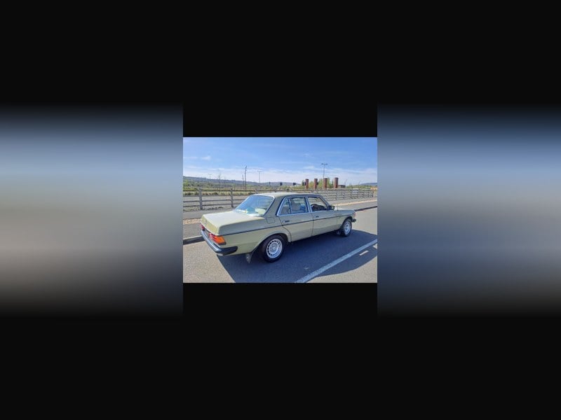 Rapid Classics: Eine Suche. Alle Oldtimer. 10 » Rapid Classics: Eine Suche. Alle Oldtimer. 1983 Mercedes 230 W123 230 E