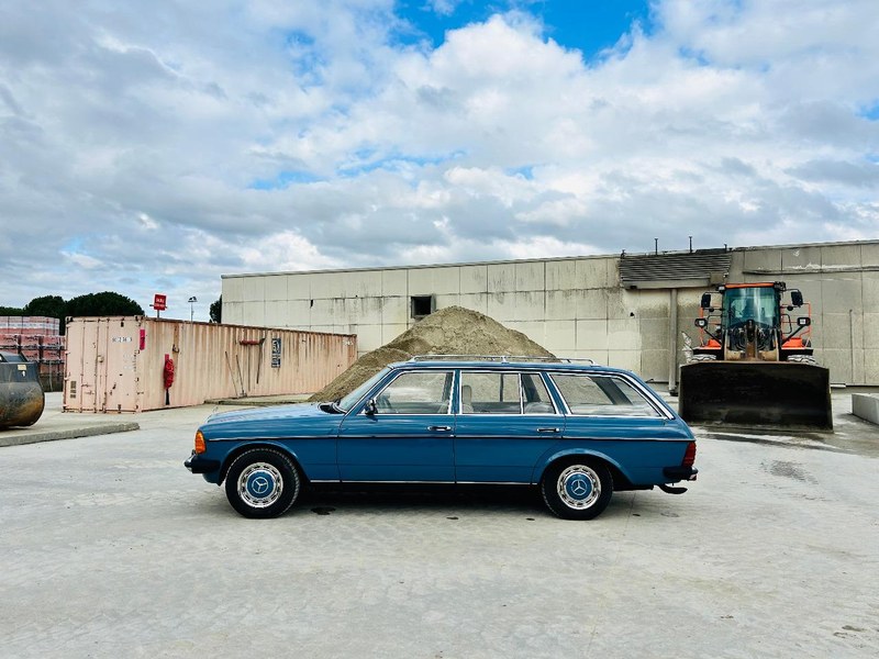 1983 Mercedes 280 - 2 1983 Mercedes 280 - 2