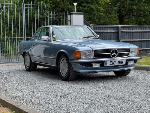 1987 Mercedes SL Class R107 300 SL