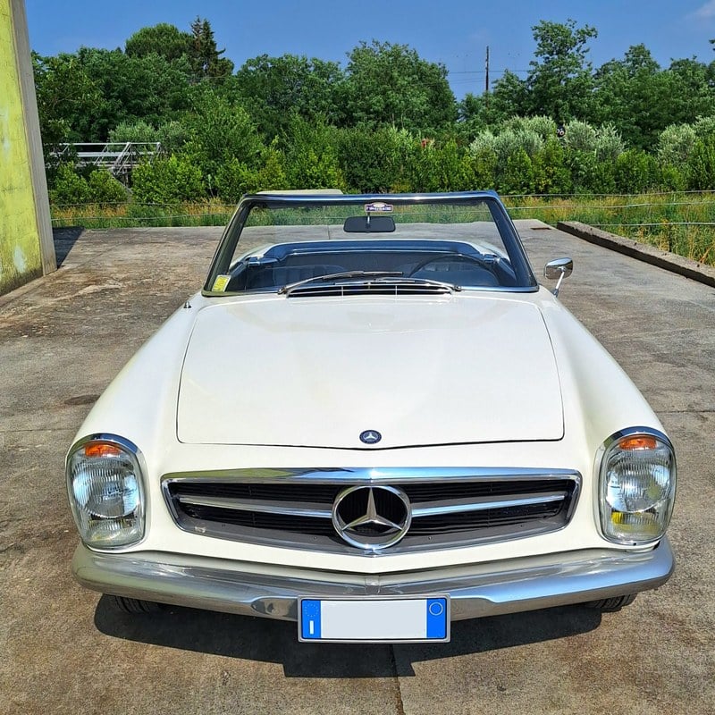 1971 Mercedes SL Class - 2 1971 Mercedes SL Class - 2