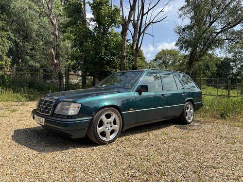 1996 Mercedes E Class W124 300 D